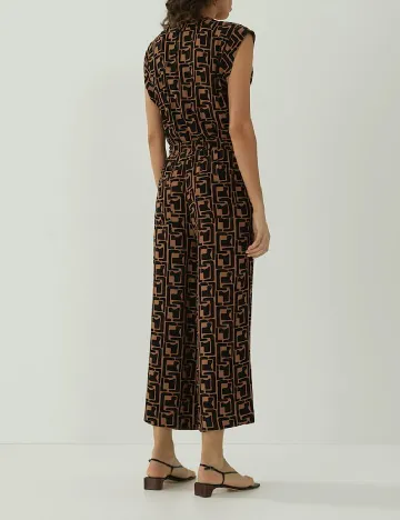 Salopeta Someday, maro