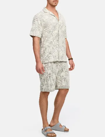 Pantaloni scurti INDICODE, alb/negru