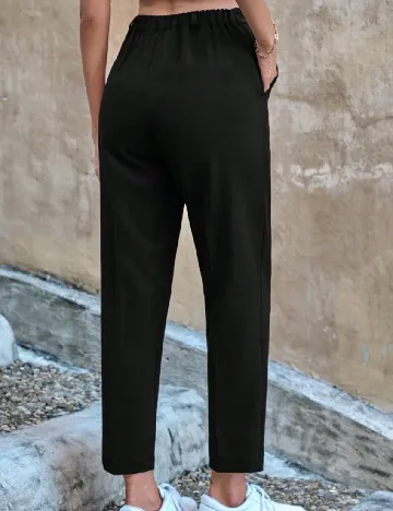 Pantaloni SHEIN, negru