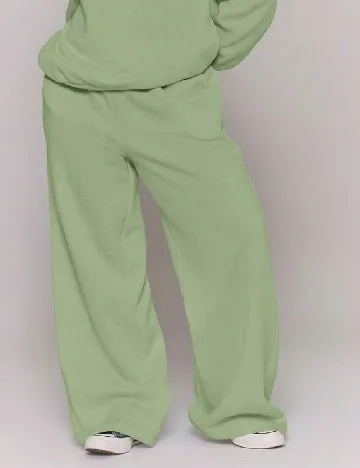 Pantaloni MISSGUIDED Plus Size, verde