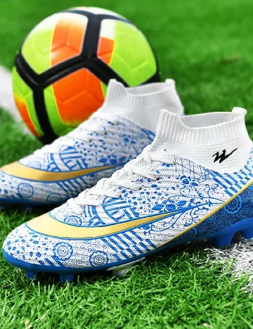 Adidasi SHEIN, mix culori