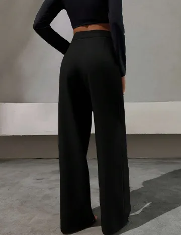 Pantaloni SHEIN, negru