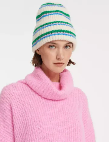 Caciula Opus, mix culori