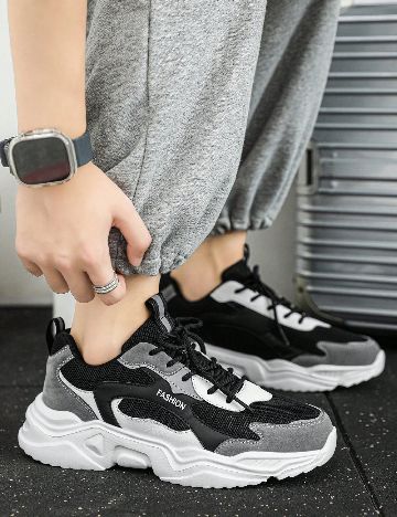 Adidasi SHEIN, mix culori