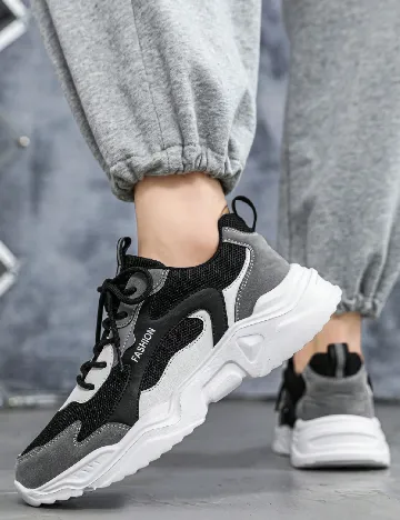 Adidasi SHEIN, mix culori