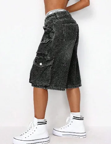 Pantaloni scurti SHEIN, gri inchis