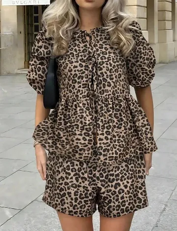 Compleu SHEIN, animal print