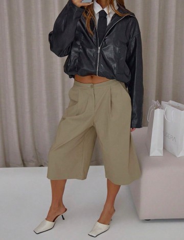 Pantaloni trei sferturi Musera, kaki