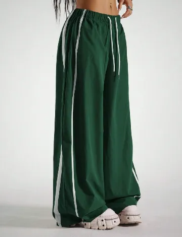 Pantaloni SHEIN, verde