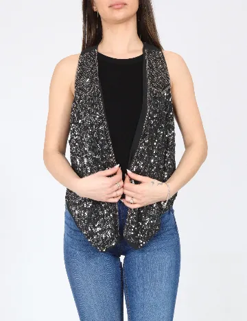 Vesta Bershka, negru