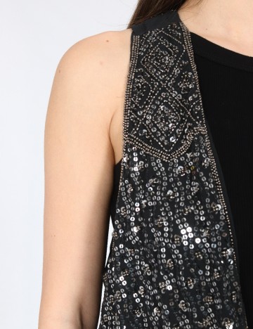 Vesta Bershka, negru