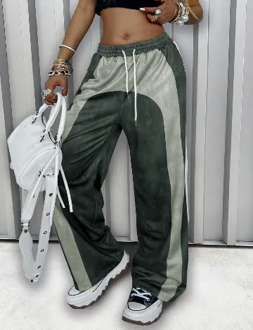 Pantaloni SHEIN, mix culori