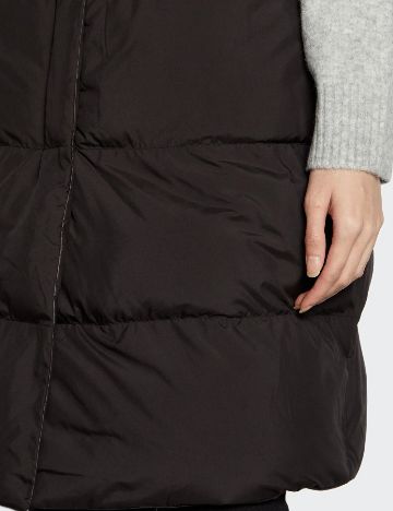 Vesta Someday, negru