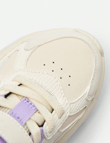 Adidasi Balabala, bej