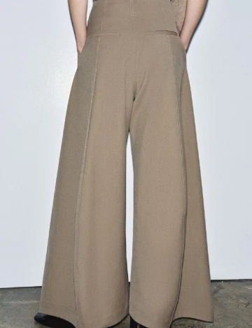 Pantaloni Zara, kaki