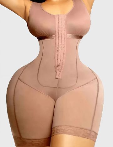 Salopeta modelatoare SHEIN, roz pudra