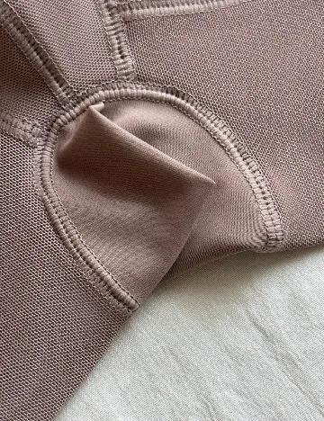 Salopeta modelatoare SHEIN, roz pudra