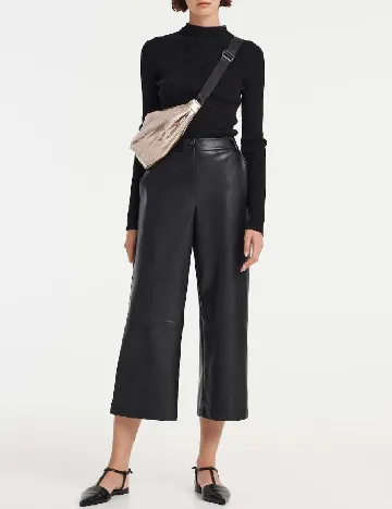 Pantaloni imitatie de piele Opus, negru