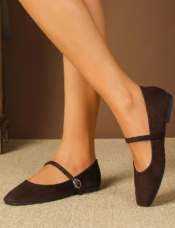 Balerini SHEIN, maro