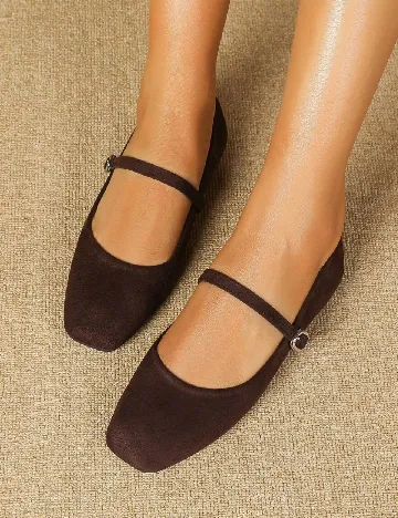 Balerini SHEIN, maro