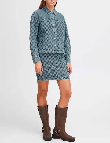 Fusta Ichi, albastru