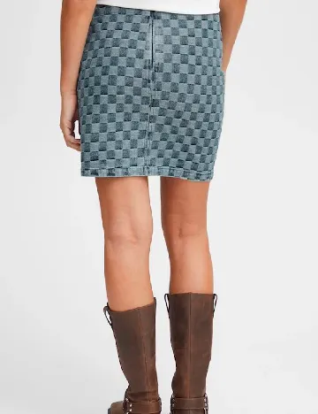 Fusta Ichi, albastru