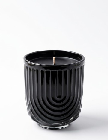 Lumanare parfumata ”Black Amber & Lily” ACTION, negru