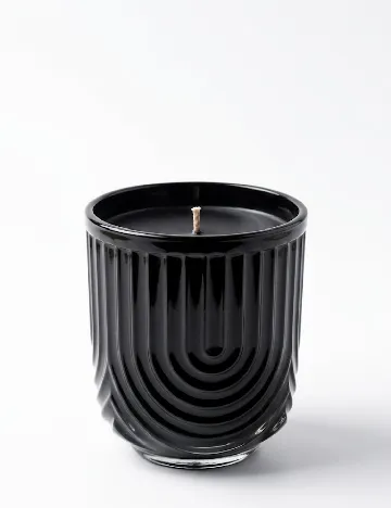 Lumanare parfumata ”Black Amber & Lily” ACTION, negru