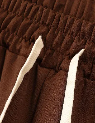 Pantaloni scurti SHEIN, maro