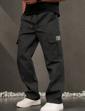 Pantaloni SHEIN, negru