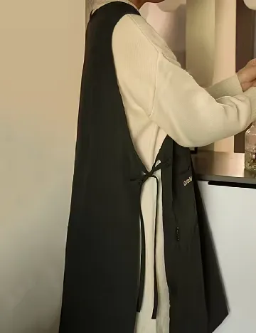 Sort de bucatarie SHEIN, negru