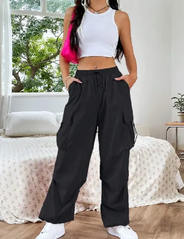 Pantaloni SHEIN, negru