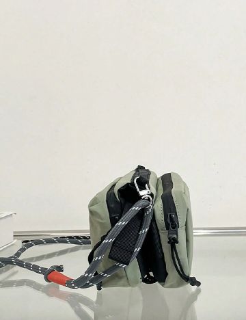 Borseta SHEIN, verde