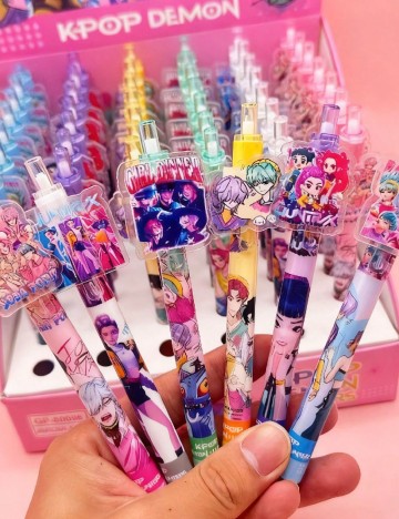 Set pixuri 6 bucati SHEIN, mix culori