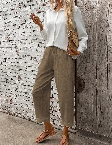 Pantaloni SHEIN, kaki