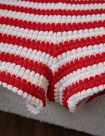 Pantaloni scurti SHEIN, rosu/alb