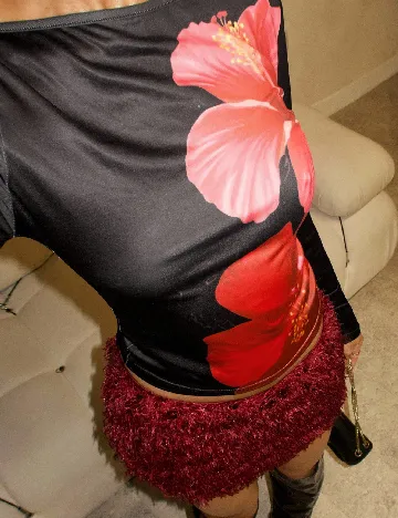 Top SHEIN, negru/rosu