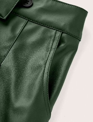 Pantaloni scurti SHEIN, verde