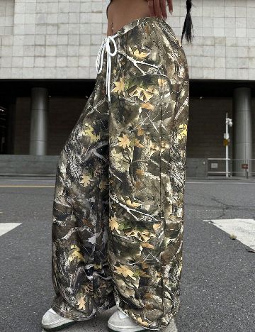 Pantaloni SHEIN, mix culori