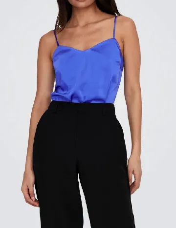 Maiou Only, albastru