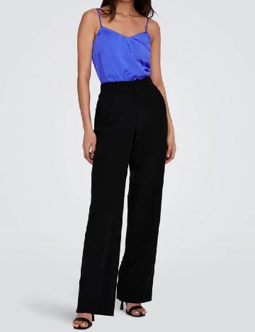 Maiou Only, albastru