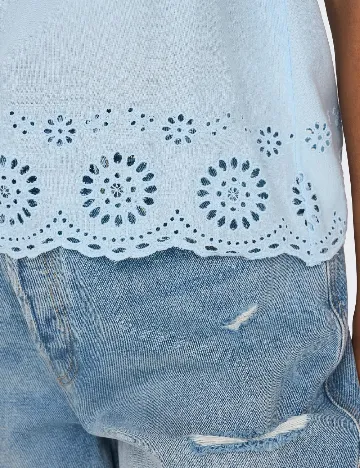 Maiou Only, albastru