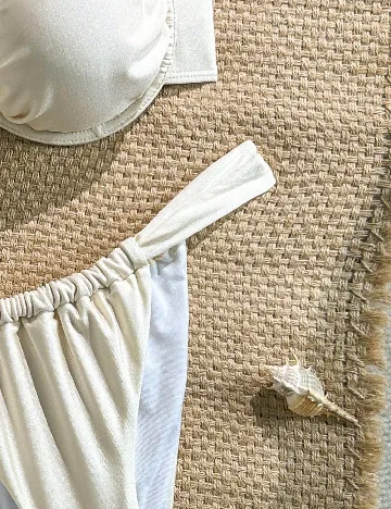 Costum de baie SHEIN, ecru