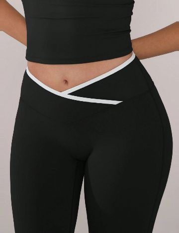 Pantaloni SHEIN, negru