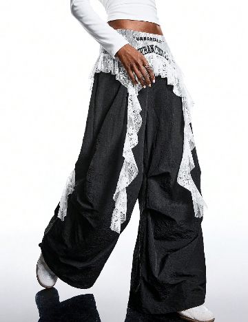 Pantaloni SHEIN, negru