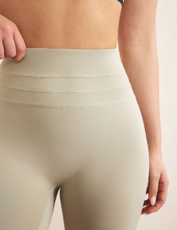 Colanti SHEIN, verde deschis