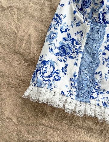 Top SHEIN, albastru/alb