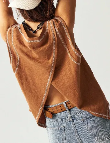 Maiou SHEIN CURVE, maro