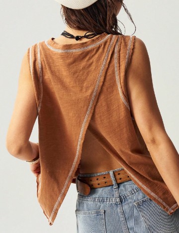 Maiou SHEIN CURVE, maro