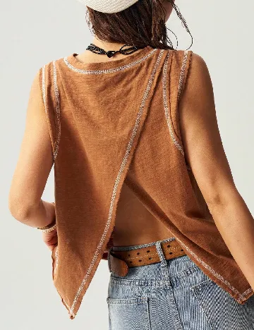 Maiou SHEIN CURVE, maro